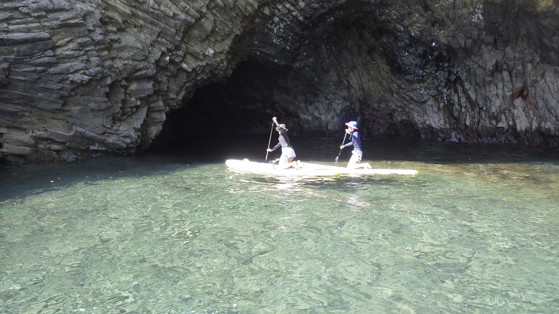 񂾊C̏ŊCUIyďΊ炪~܂ȂԁI