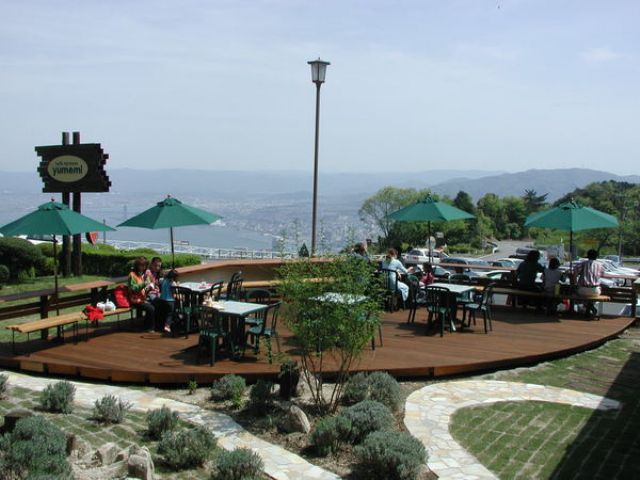 併設しているカフェテラスからの眺めです!