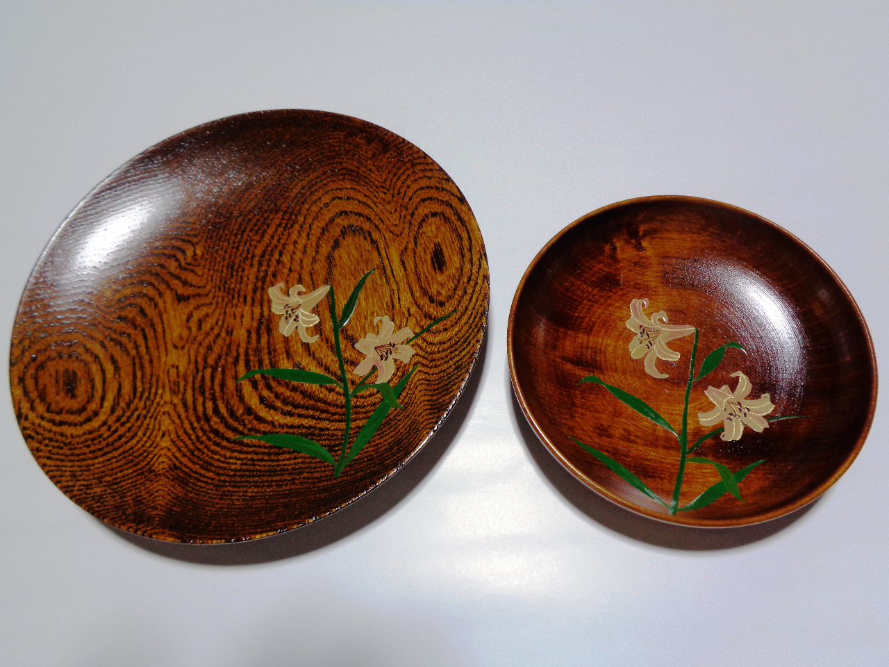 選べる お椀・お皿・ぐい飲み作成の会津塗蒔絵体験～本漆を使っての