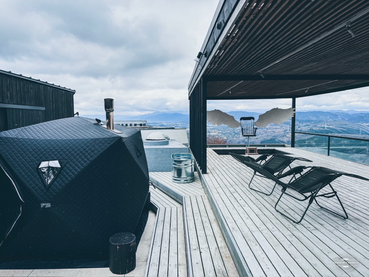 �V�󃉃E���W�Ő�i�̃T�E�i�̌�