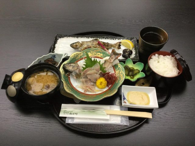 野迫川名物アマゴ料理 日帰り温泉 清流の畔に立つロケーション最高の宿で癒されて 野迫川温泉 ホテルのせ川 じゃらん遊び体験 野迫川名物アマゴ料理 日帰り温泉 清流の畔に立つロケーション最高の宿で癒されて 野迫川温泉 ホテルのせ川 じゃらん遊び体験