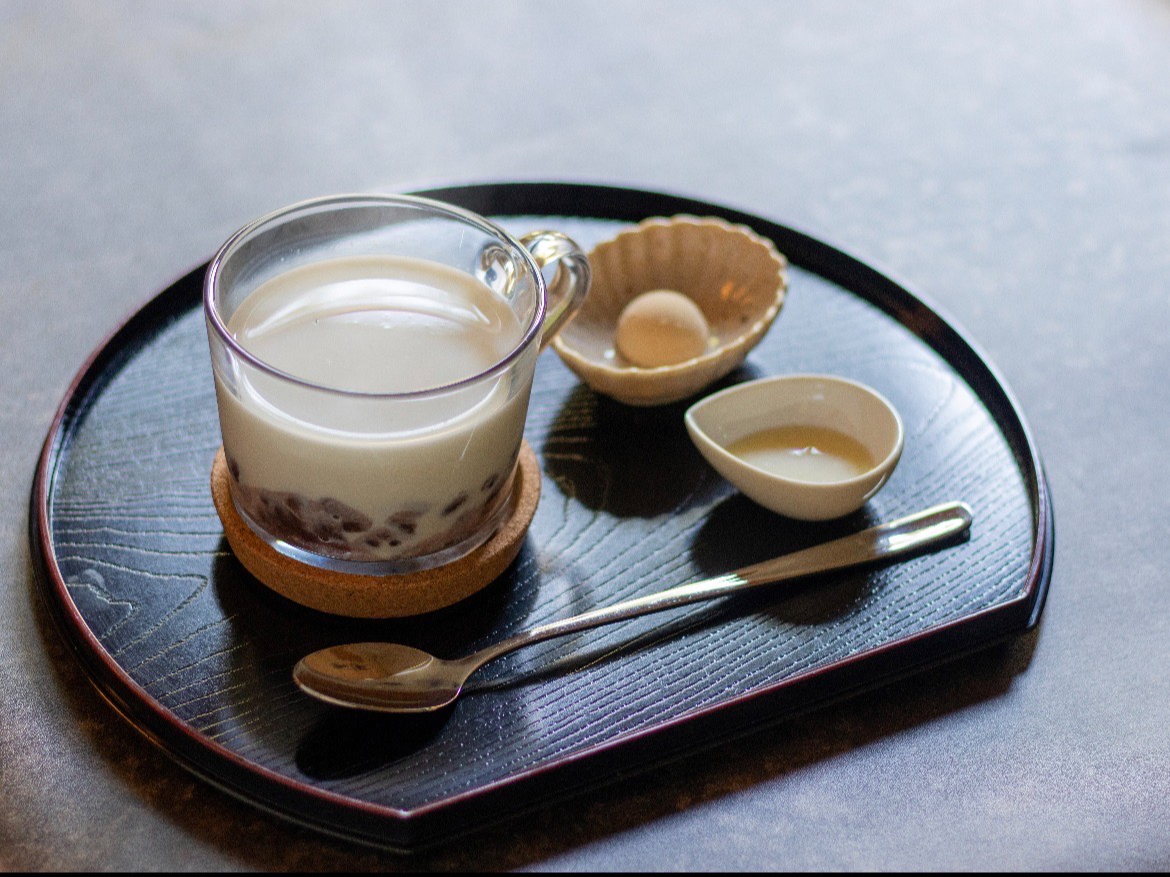 yD]ɂzbgoIzƐ񂱂ƃzbg~N̘aXC[chNy񂱃ezƂȂD݂łǂB