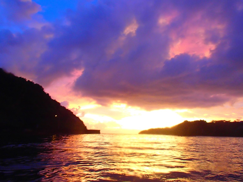 G̗lȃ}WbNA[IG̒ɔтI