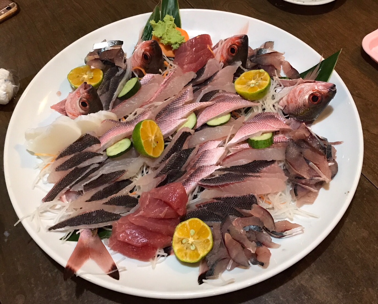 ނ𗿗Ă邨XЉ\łiԂ30`40Ă܂B)