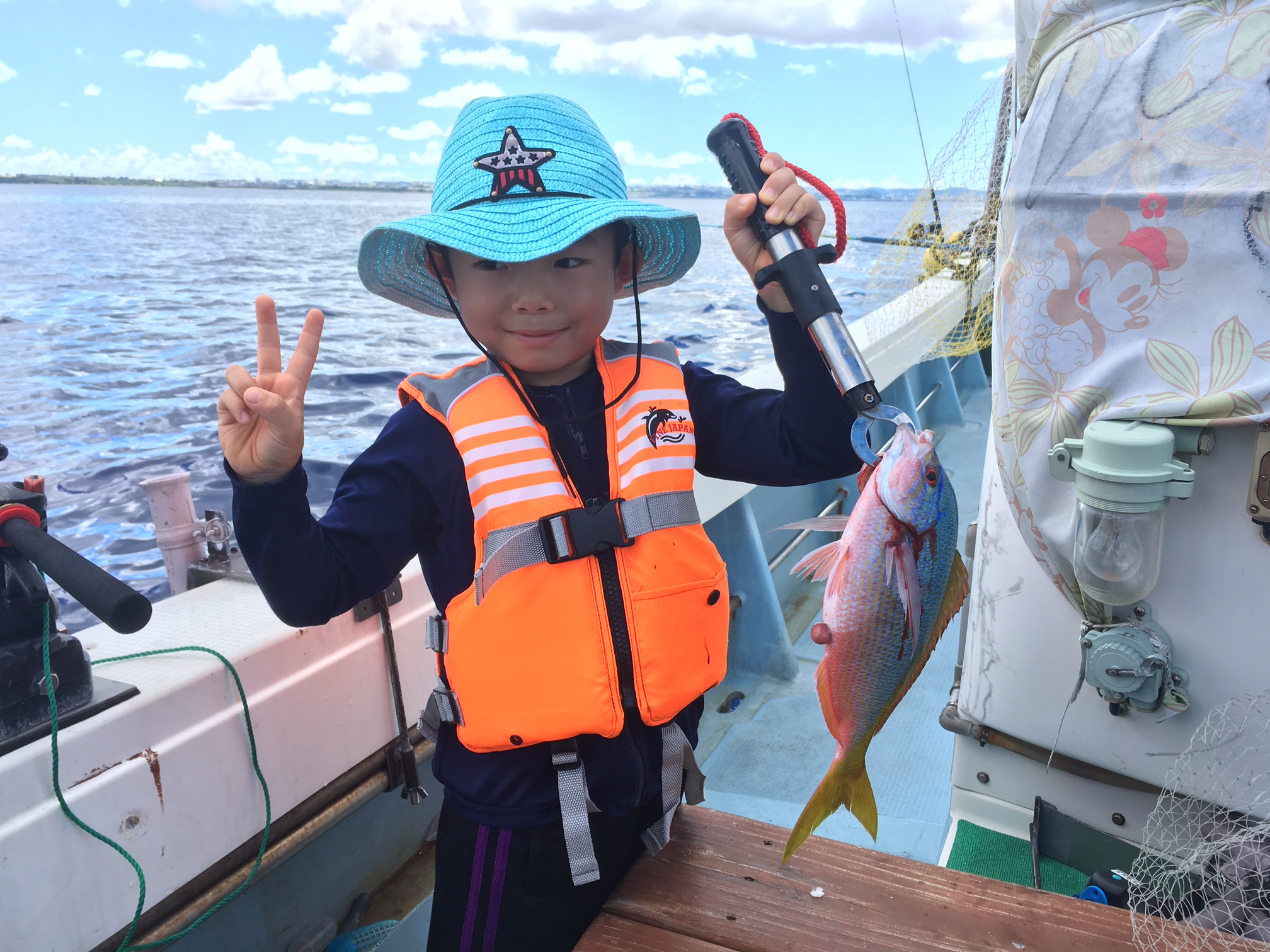 お顔より大きな魚、なんと1人で釣れました!