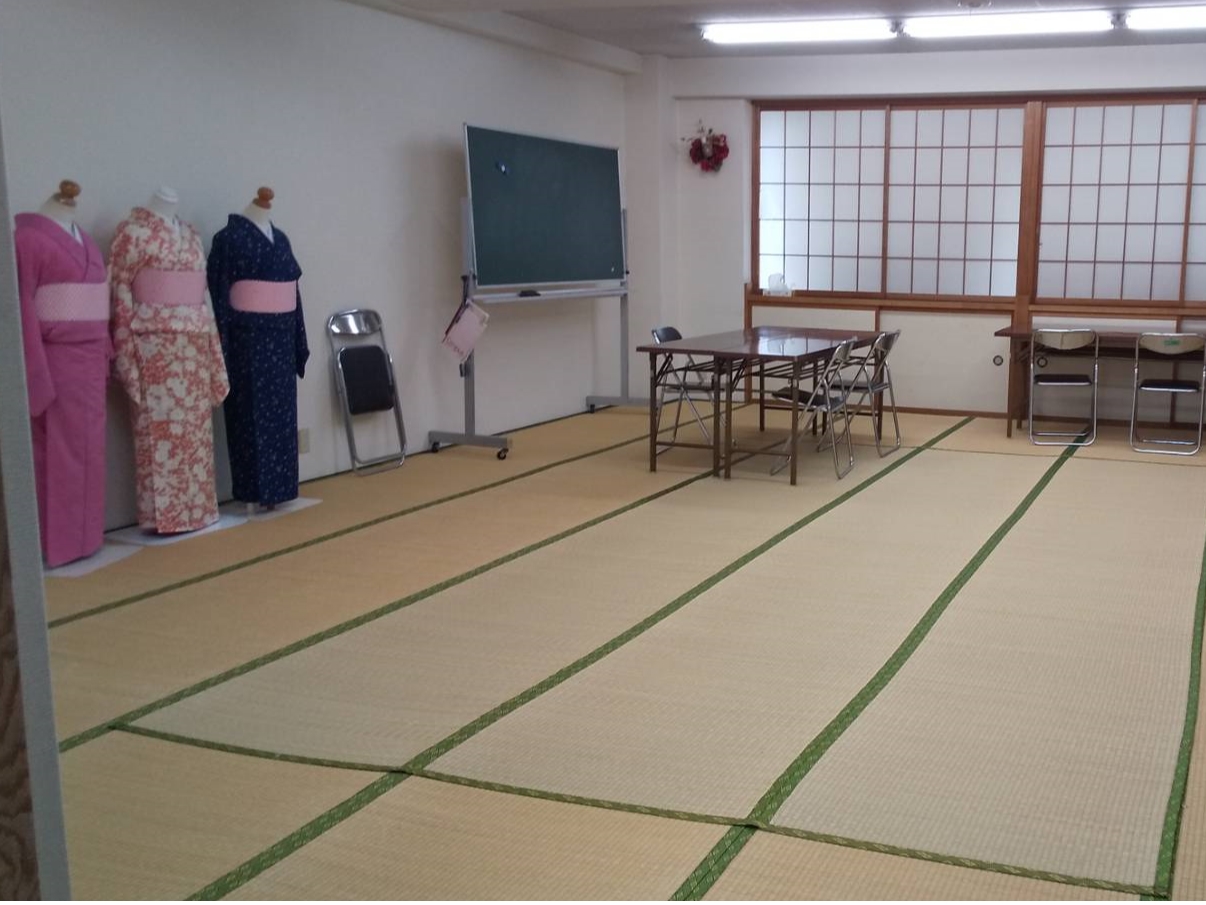 �����͖��邭�L�X���Ă���A�}���c�[�}�����Ƃ����łȂ�OB���W�����Ƃ��s���Ă��܂��B 