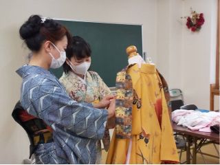 女性限定 お抹茶 和菓子付き本格着付け 着物の先生から学べる着付けとお作法 美保姿きもの総合学院 松本校 じゃらん遊び体験 女性限定 お抹茶 和菓子付き本格着付け 着物の先生から学べる着付けとお作法 美保姿きもの総合学院 松本校 じゃらん遊び体験