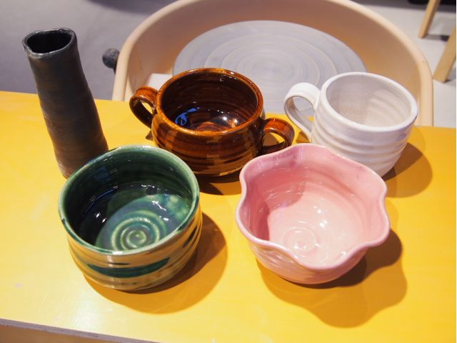 お好きな形に作れます。色は8種類の中から選べます。