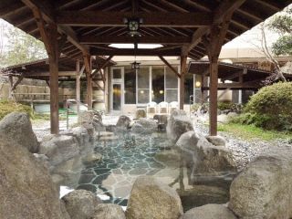 自慢の露天風呂です