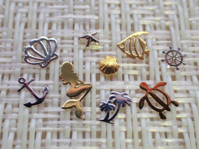 使用パーツ(一部)他にもパールやラインストーンなど豊富♪