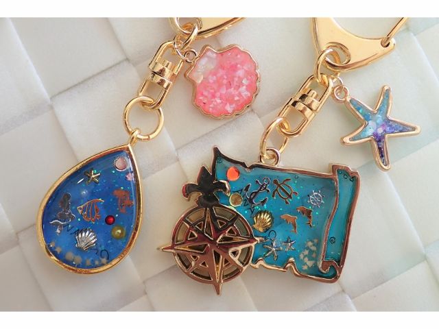 レジンキーホルダー地図&雫