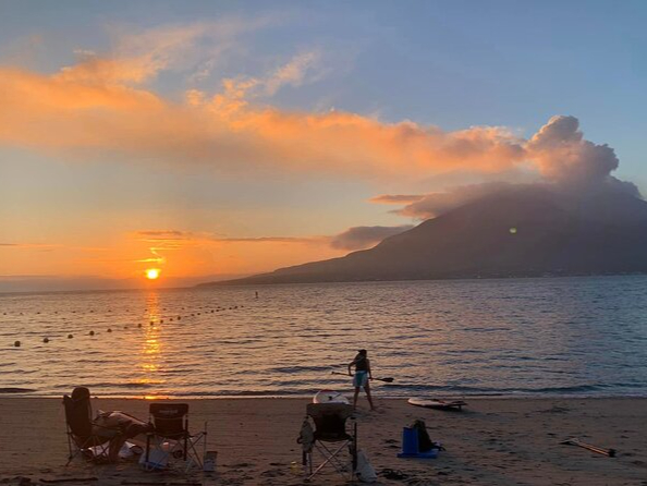 �z�e����F�ق���Ԃ�10���@��i���ΎR�@�����𒭂߁@�T�b�v�ŕY���Ȃ��璩�Ă��}�W�b�N�A���[�̊����܂��񂩁H �@�^���ǂ���Δ����V�[����C���J�ɂ������ł��܂���B