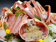 茹で蟹は「焼き刺し盛り」にも変更できます。(事前のご連絡をお願いします)