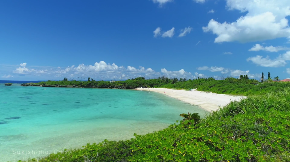 自然のビーチが数多く存在する北部エリア。ツアー当日の天候に合わせてベストなビーチへご案内。