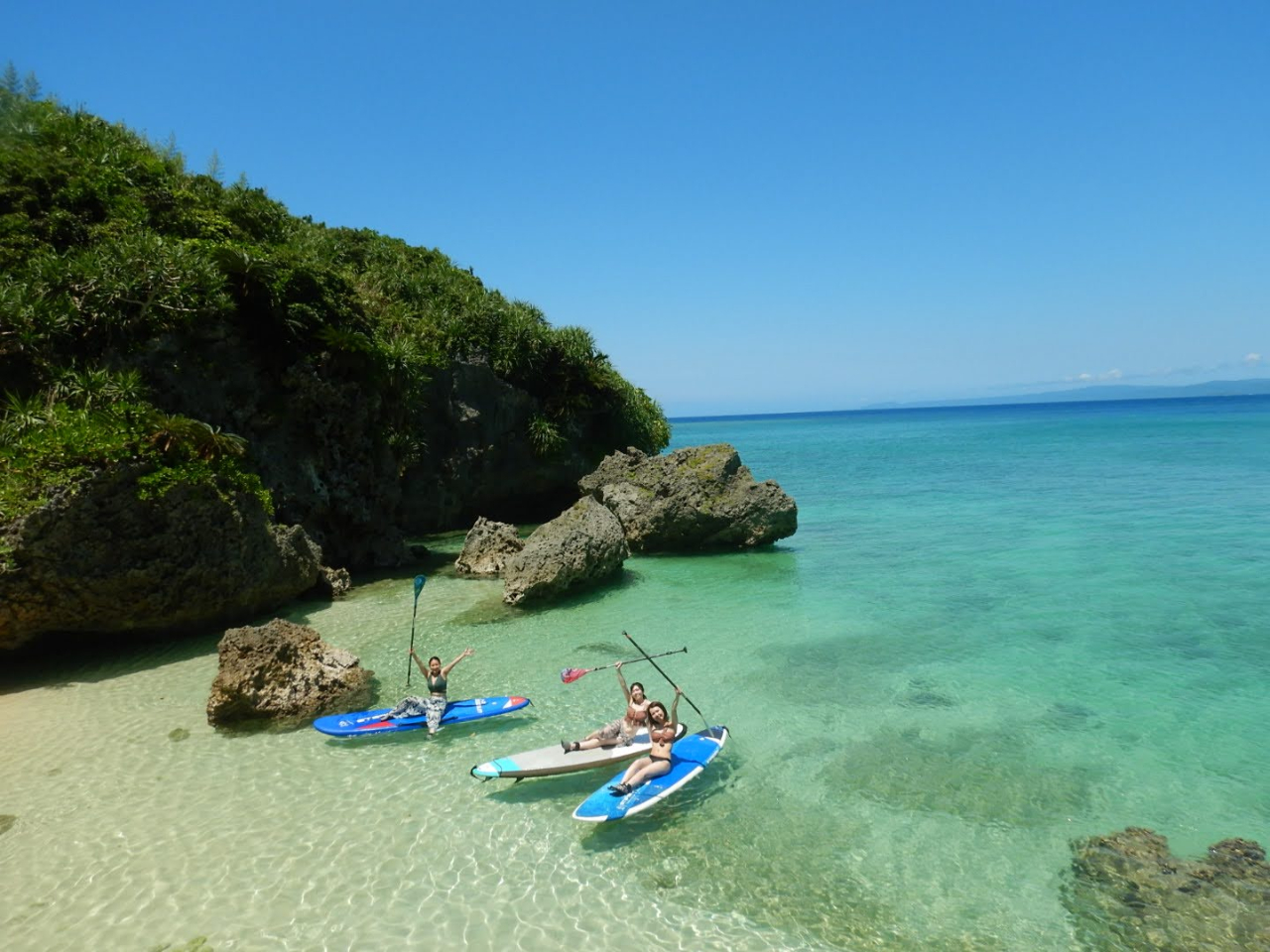 自然のビーチが数多く存在する北部エリア。ツアー当日の天候に合わせてベストなビーチへご案内。