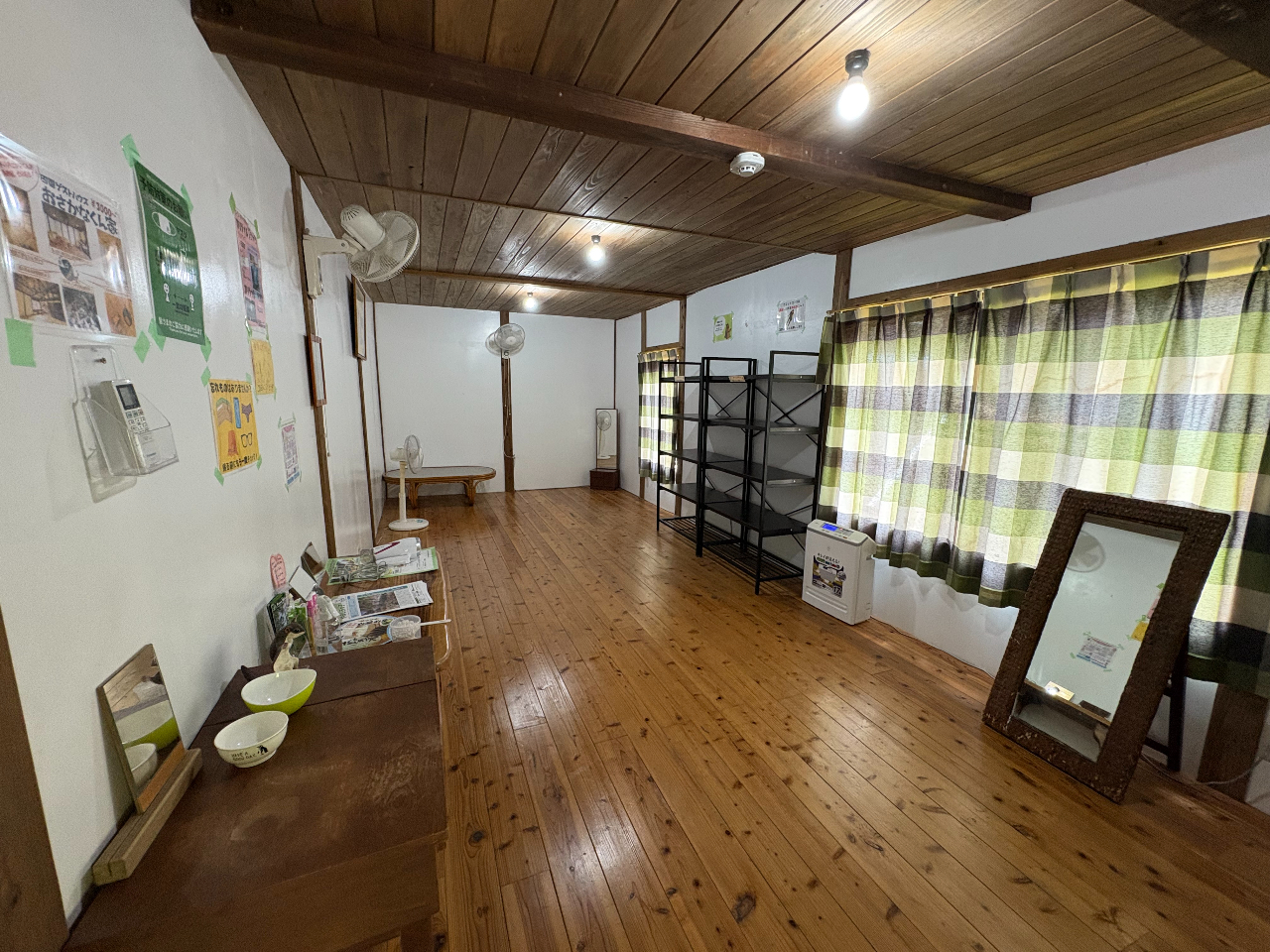 EbhfbĽ̒ɂXߎ͂ƂĂꂢŗ܂I