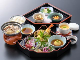 昼食弁当イメージ。