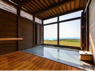 景色抜群!海が眺められる鷹巣荘の露天風呂♪