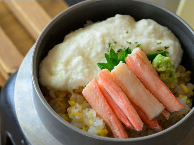2026新登場★雪国福井の味覚蟹とろろ丼と蟹おろしそば【温泉入浴付き!タオル付き...