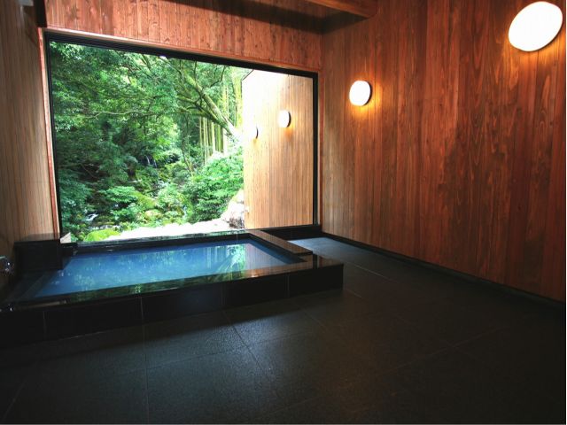 サウナの後は貸切風呂へgo