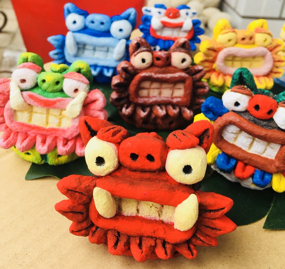 職人さんハンドメイドのシーサー。沖縄県産品です。