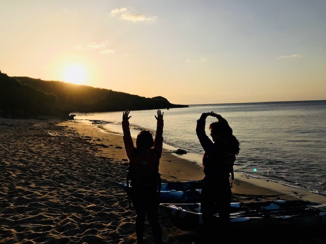 朝日の中で深呼吸。