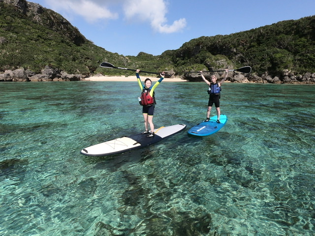 透明度抜群の海。