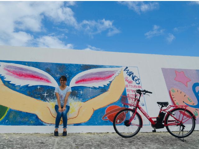 平安座島の防波堤はインスタ映えの壁画ポイント!