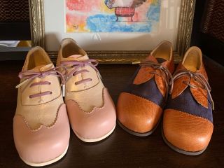 2days baby shoes 大人顔負けのお洒落な革靴を作ります。内羽外羽選べますよ。