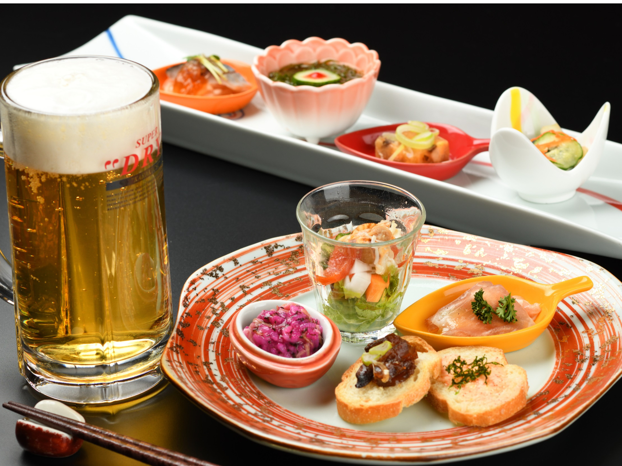 前菜料理とビール