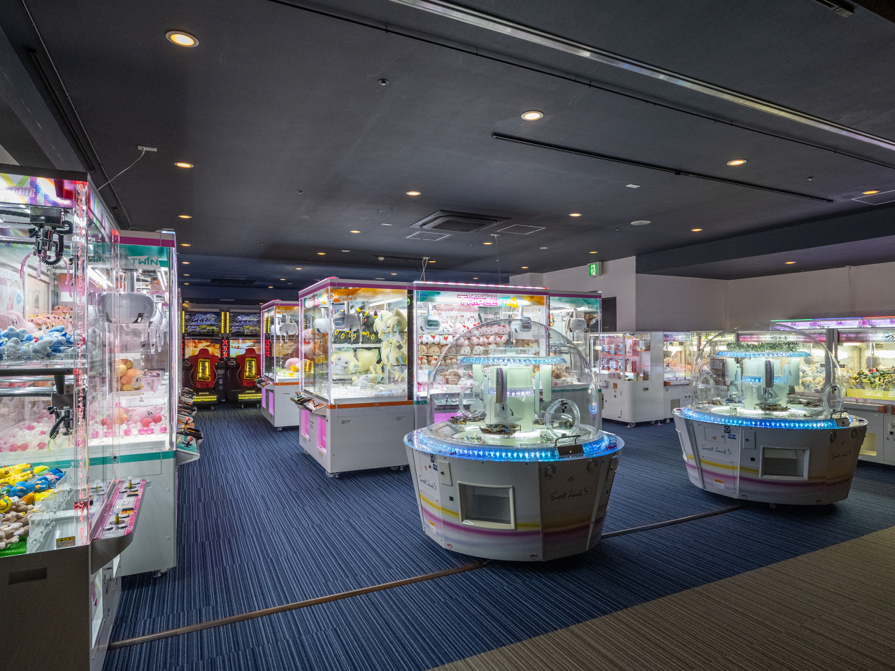 �Q�[���R�[�i�[�ŔM���������J��L���悤�I���났�R�[�i�[�ɂ́A�[���̃}���K�R�[�i�[������