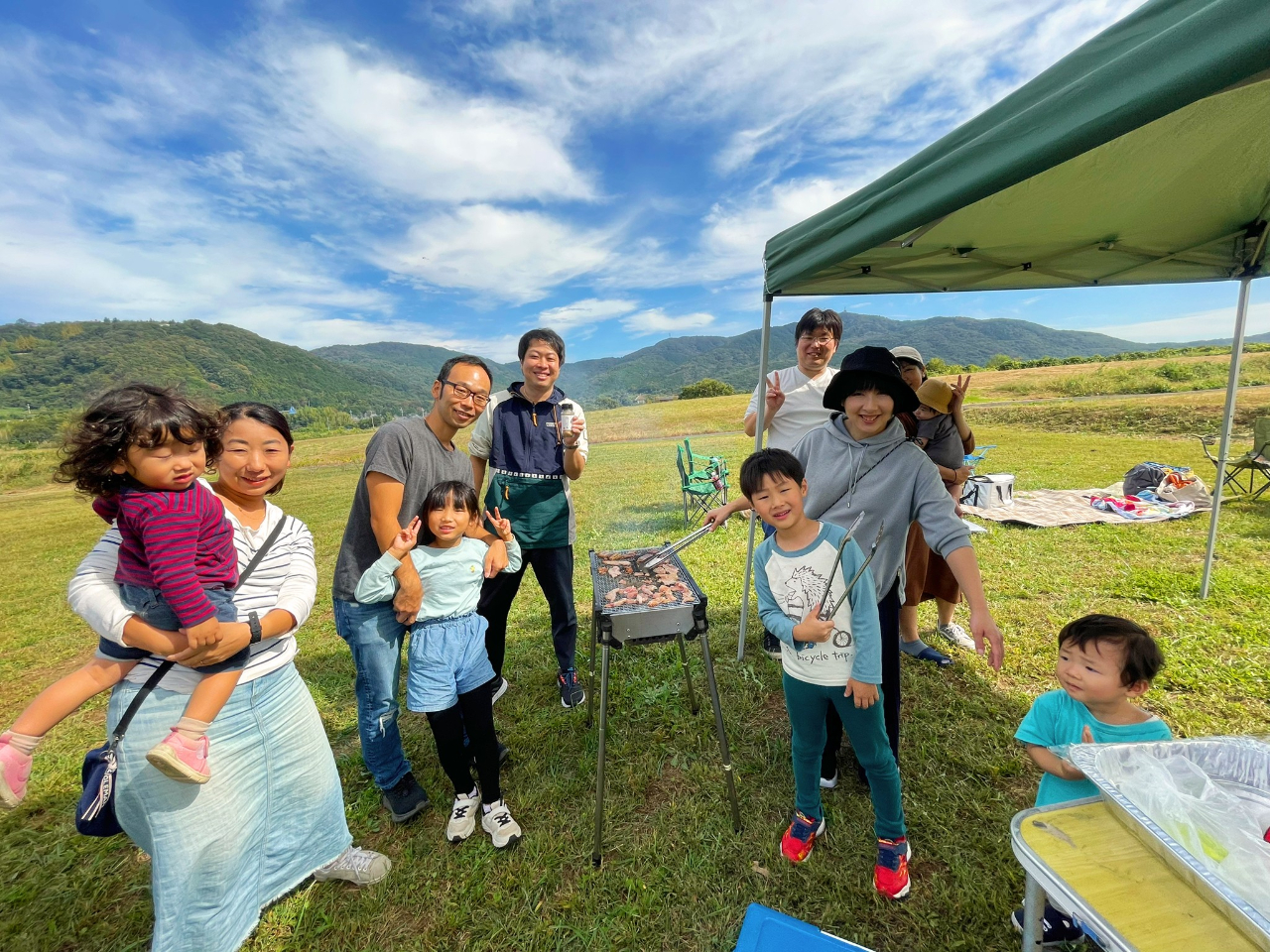 EЕtsv̎ԂBBQŏS҂łS