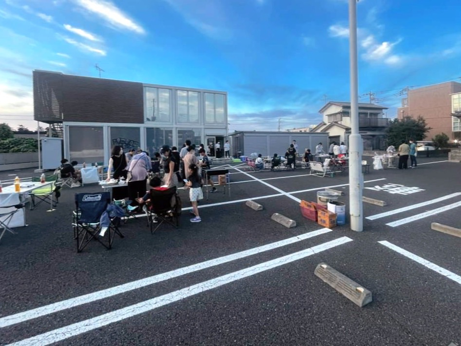 ԏOEhƂԂɃo[xL[ɕϐgI