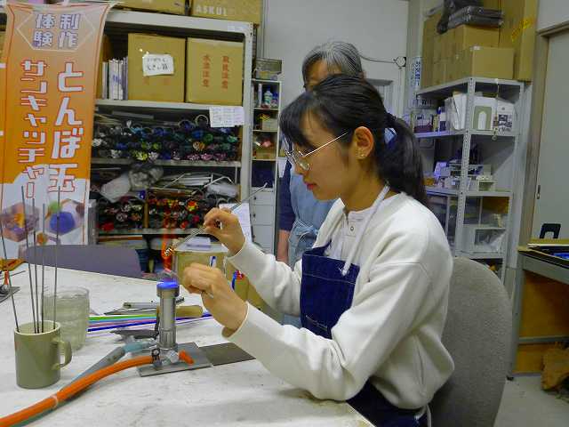 XɏڎwɁAṽmEnE܂BgɕteNjbÑNGXg}Bk̏㎩RɃJL߂Ă䂫܂B