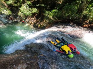 パワースポットの滝