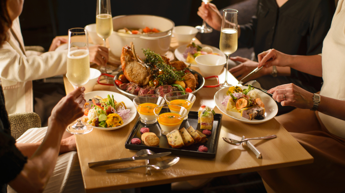 ディナー女子会プラン【デザート・カフェ付き】 ●飲み放題90分付き