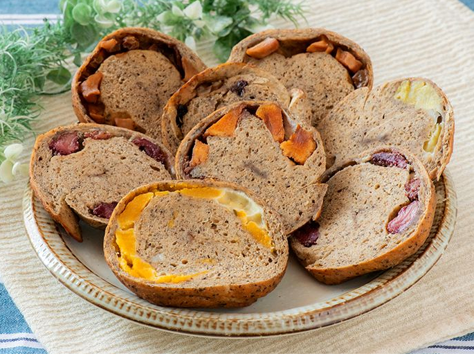 ドライフルーツたっぷり 紅茶でケトリングした紅茶のベーグル