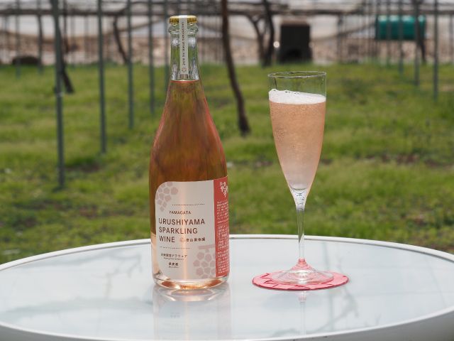 すっきり飲みやすいスパークリングワインもご用意しております♪