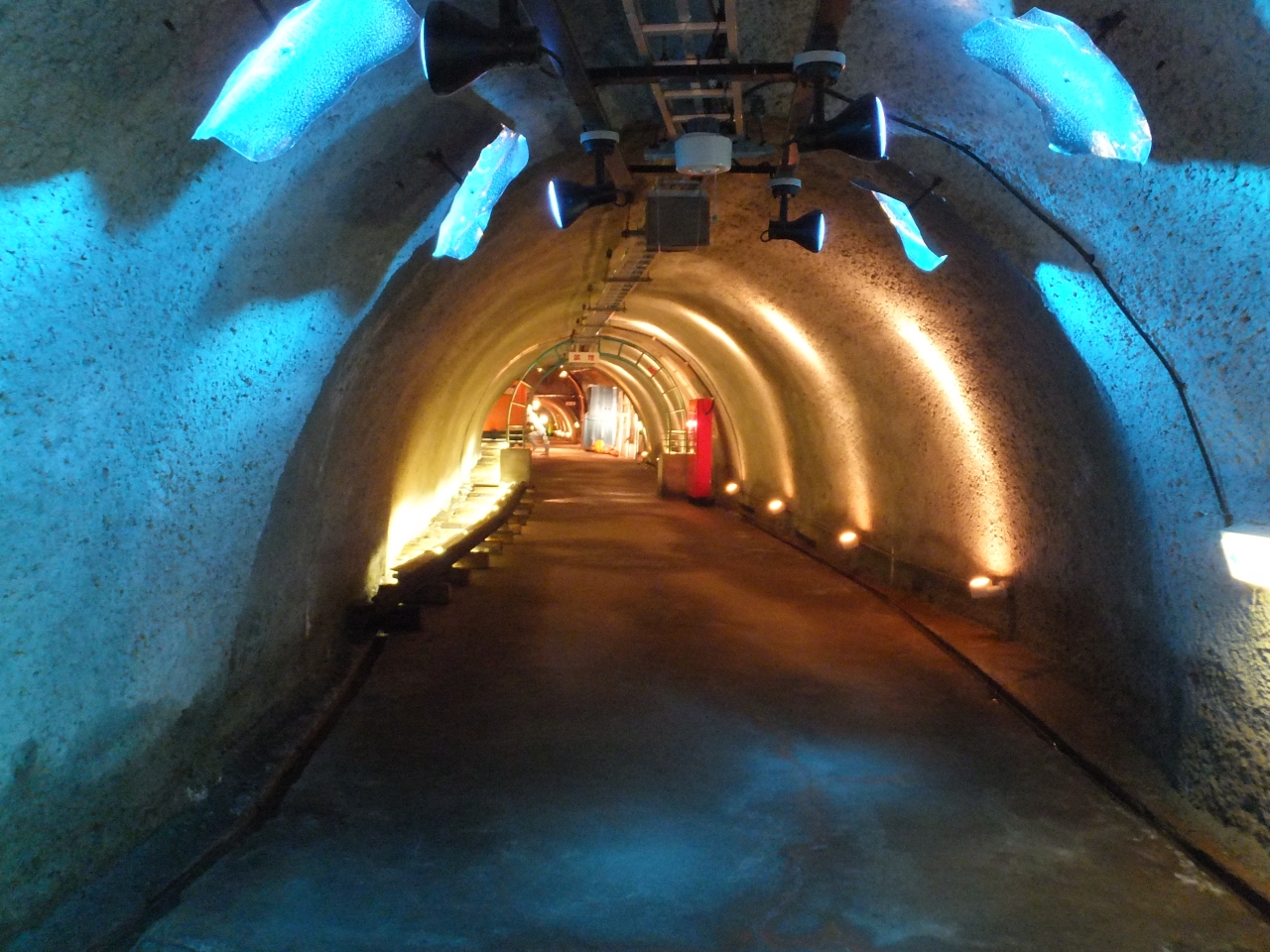 青函トンネル記念館【体験坑道】海面下140mの別世界をご案内