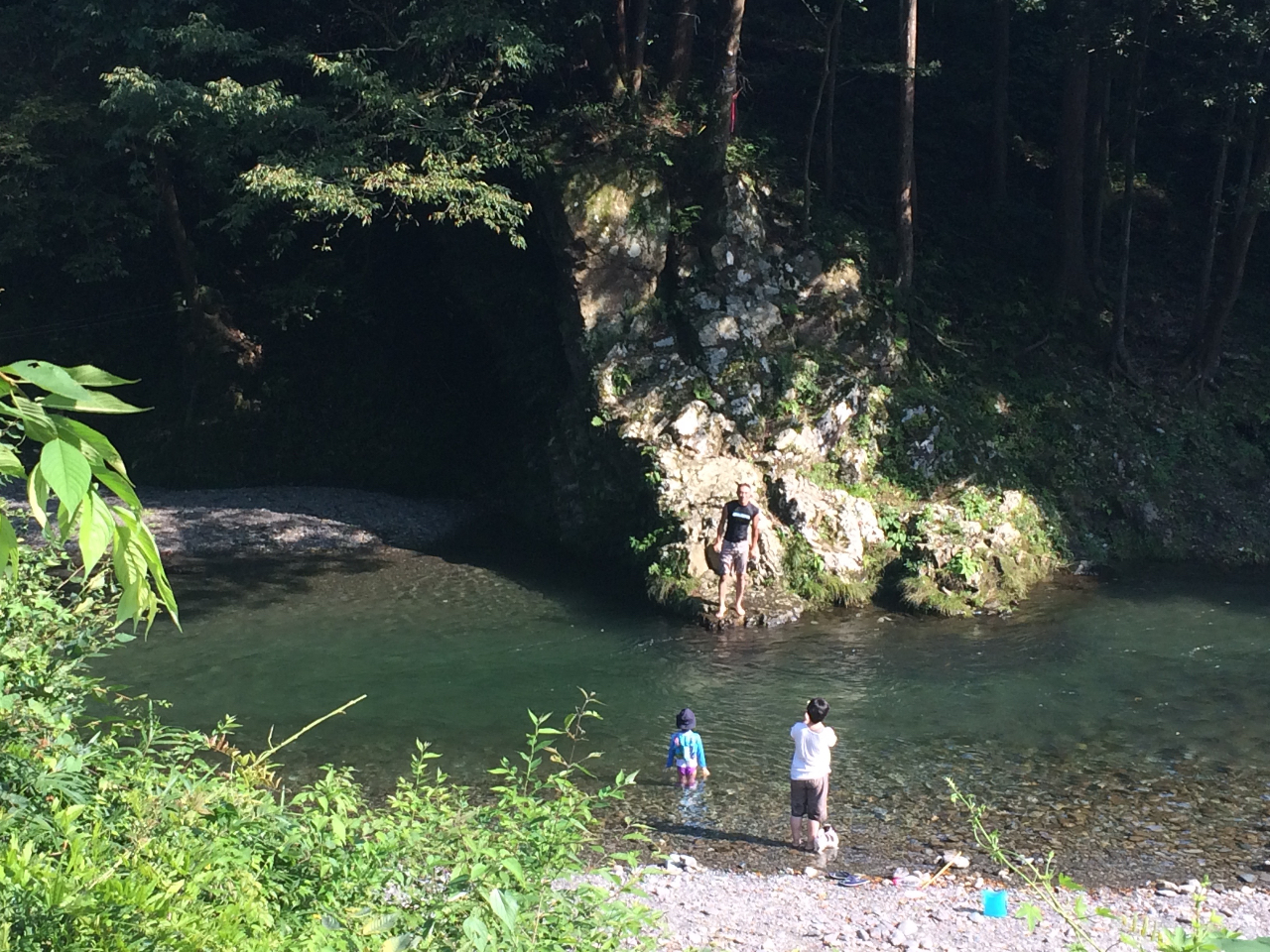 国立公園内でバーベキュー、川遊びをしながらゆったりとした時間を楽しんでください。