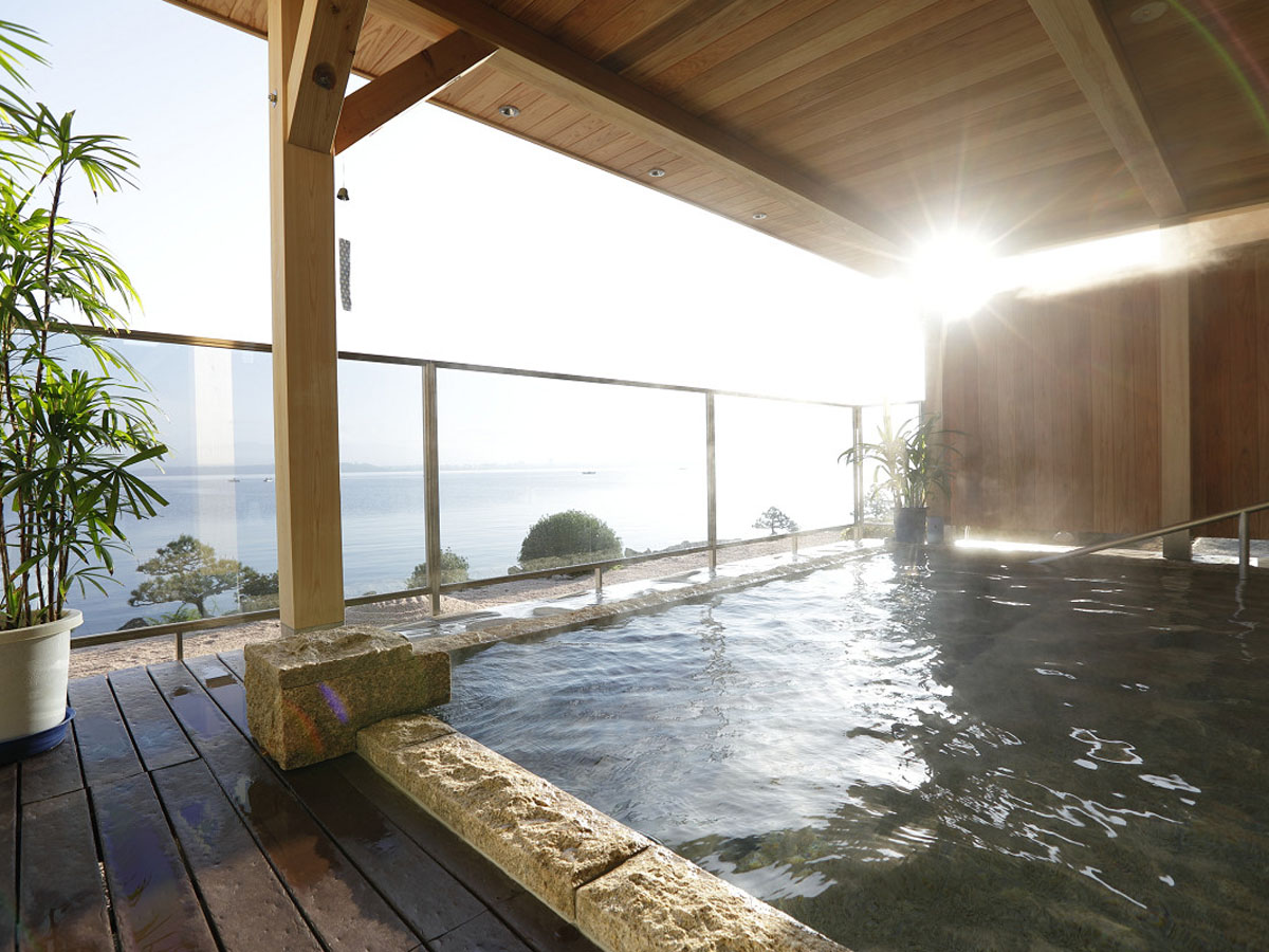 `oCLǑ͖œ܂Bijɂ育pԂς܂j