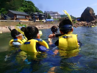 ガイドの話を聞いてから遊ぼう♪