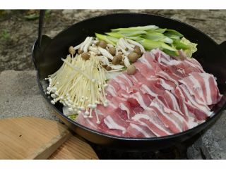 『仙台風』芋煮は豚肉を使ったみそ仕立て♪