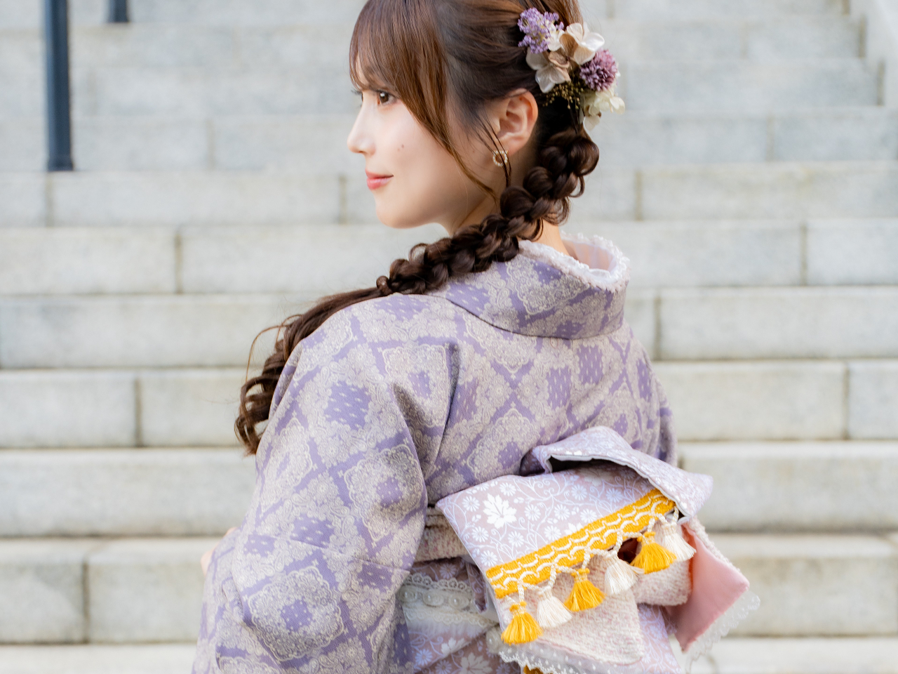 ���y�[�W���ʐ^�̓I�v�V�������i���܂ރR�[�f�B�l�[�g��ł��B