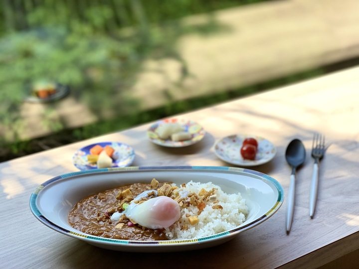 【日帰り温泉ランチ&多彩な文化体験】カレーをこよなく愛するマスターのオーガニック...