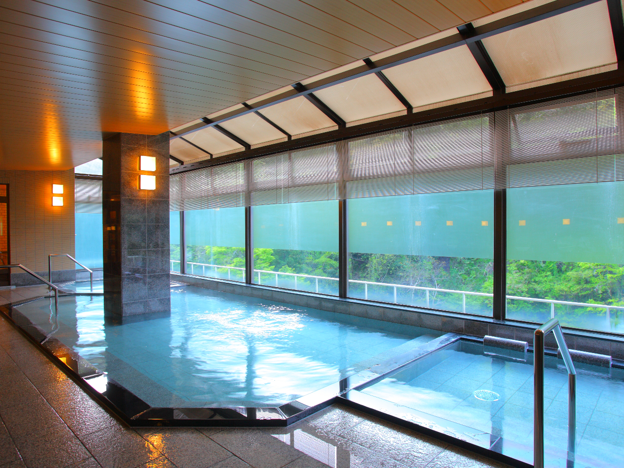 ����嗁��