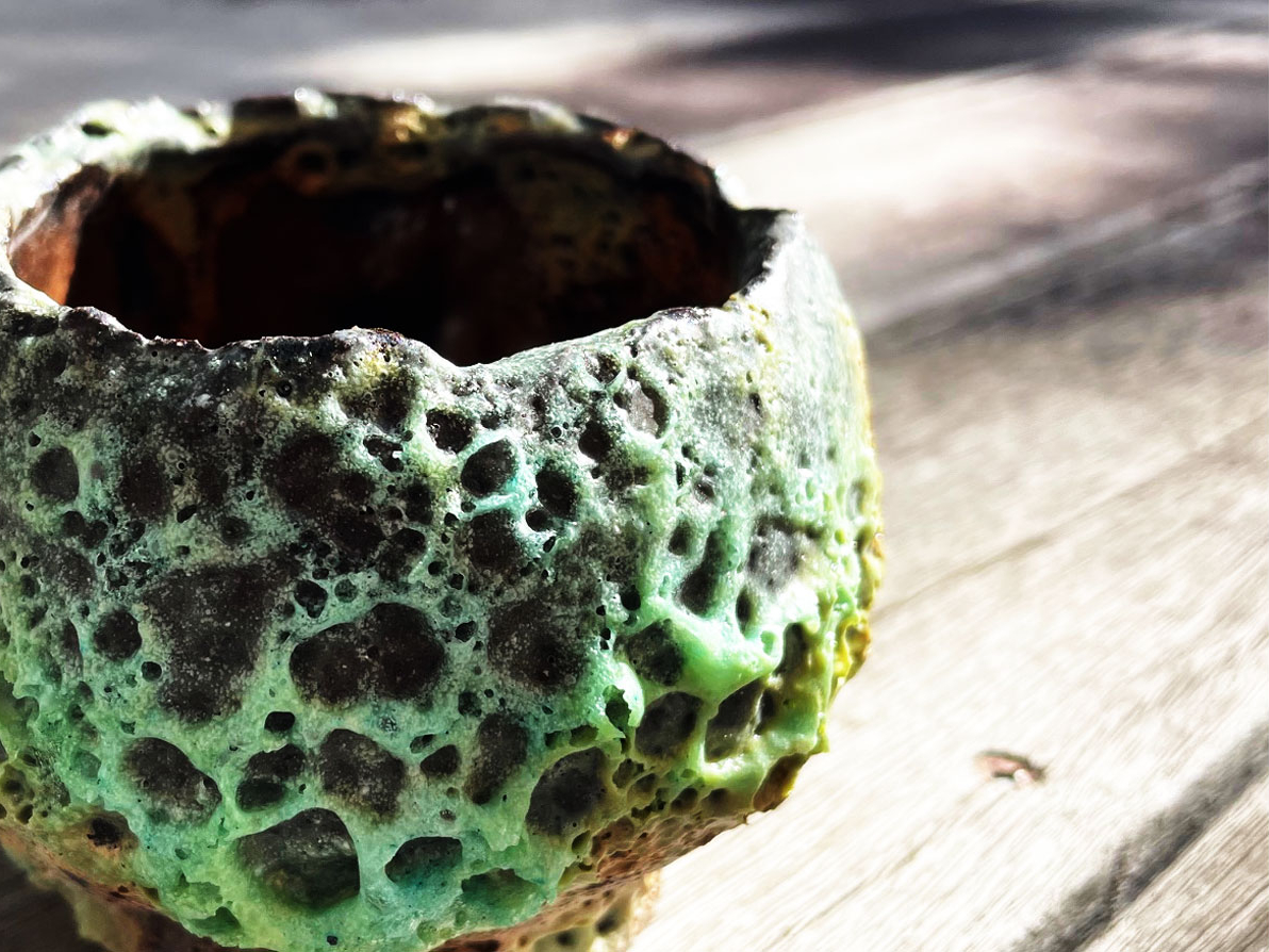 世界でここだけ？溶岩釉：Lava Bubbled Glaze で仕上げる植木鉢