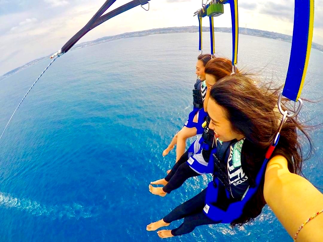 3名乗りもありますので奇数人数参加でも安心。※海洋状況や総体重により2名乗りの可能性もあります。