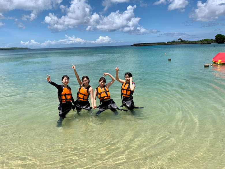 ړȂŃX[Y2̃ANeBreBZbǧł܂BYȃr[`Ő⋩EH[^[gCJÂĂ܂B