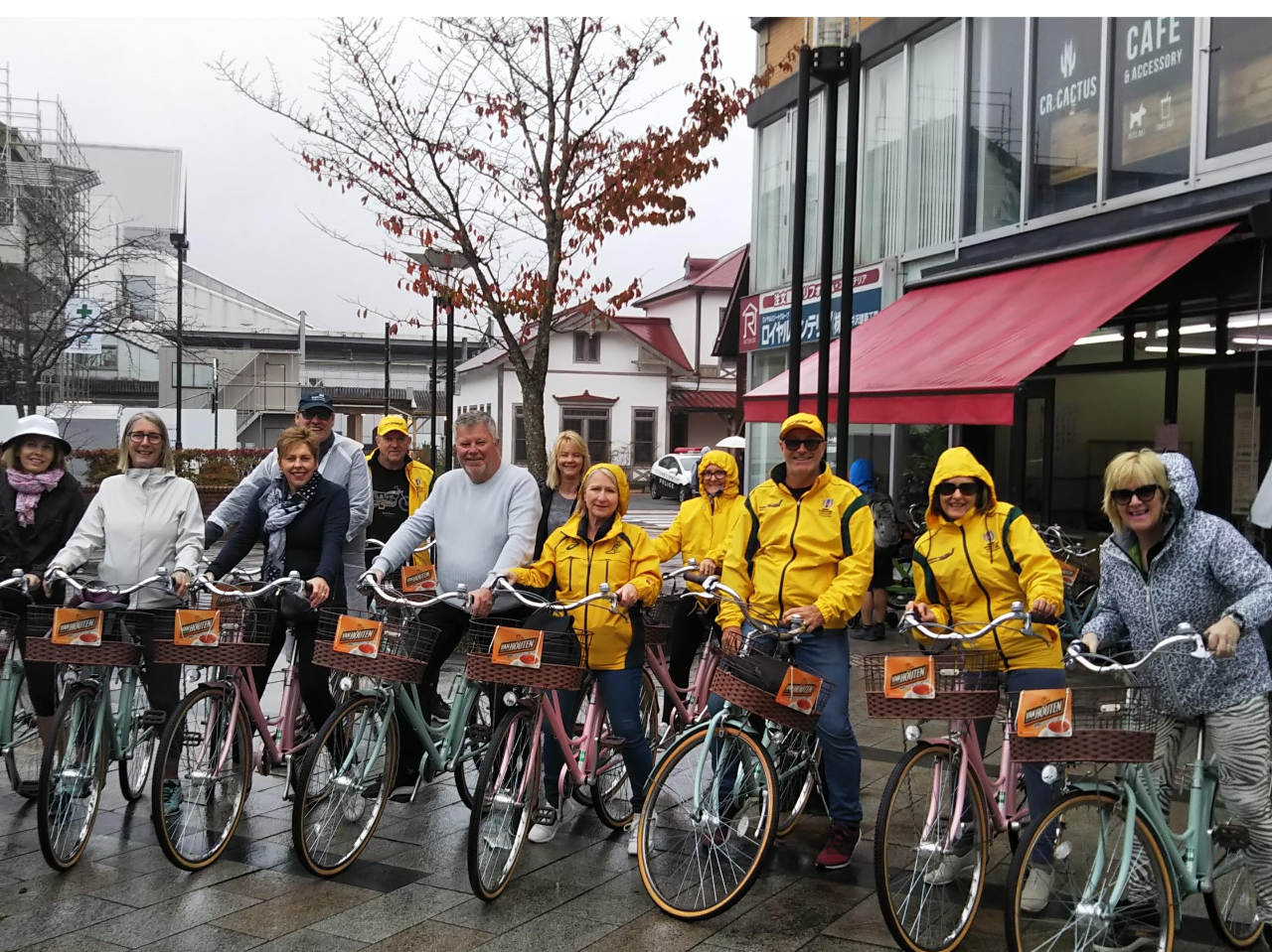 CO̕ɂ͉pAVX^g̎z\łB